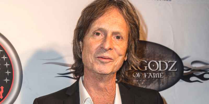 Who Is  Brett Tuggle know More Facts About The Life Of  Fleetwood Mac Keyboardist