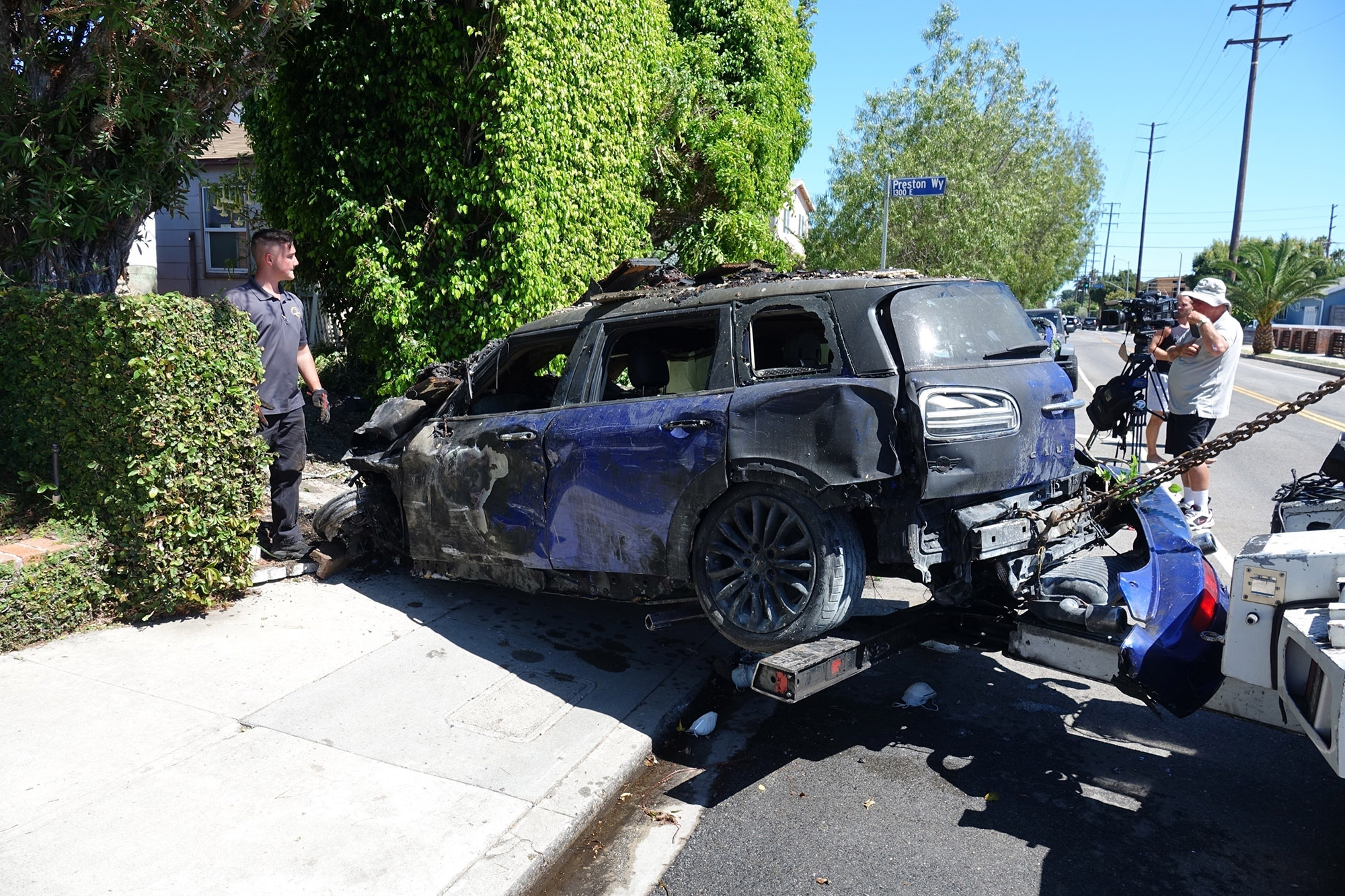 Anne Heche Car Accident Scene