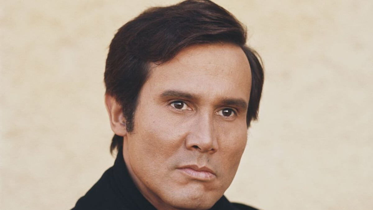 Henry Silva