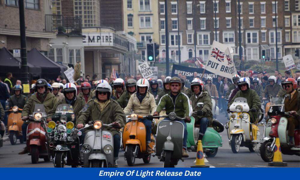  Empire Of Light Cast