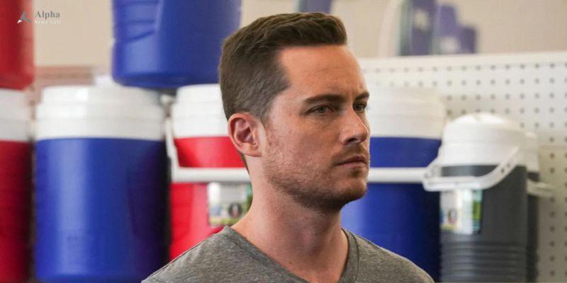 Jesse Lee Soffer Returns to Direct Chicago P.D Season 10