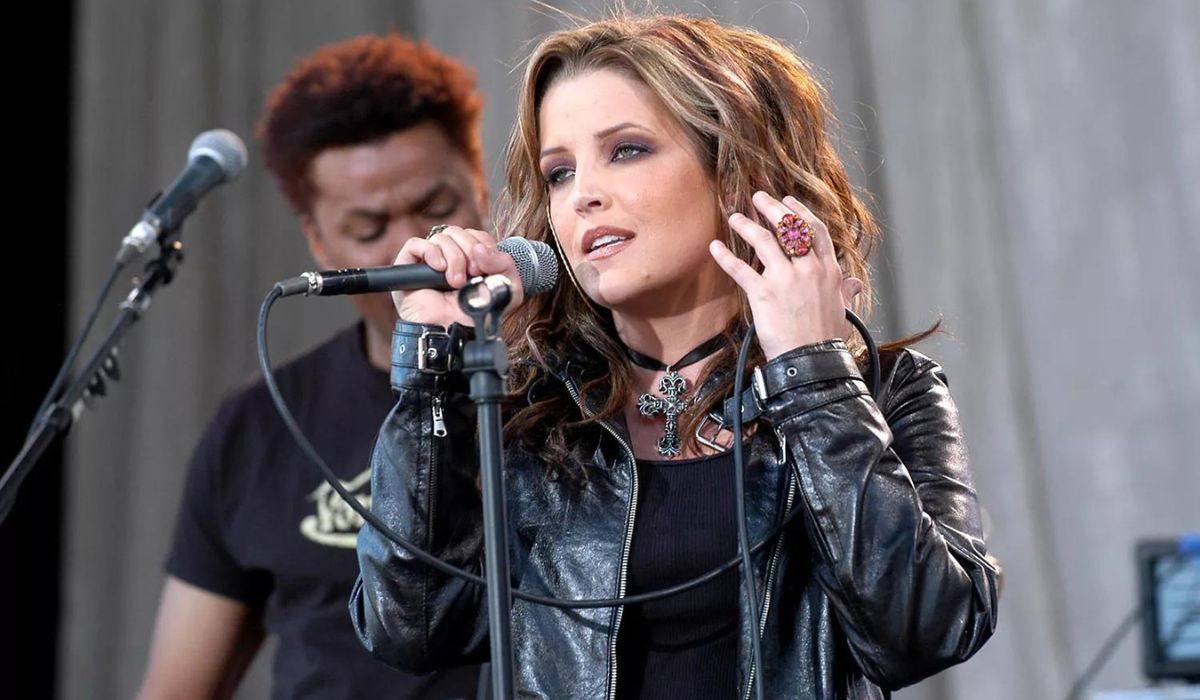 Singer Lisa Marie Presley